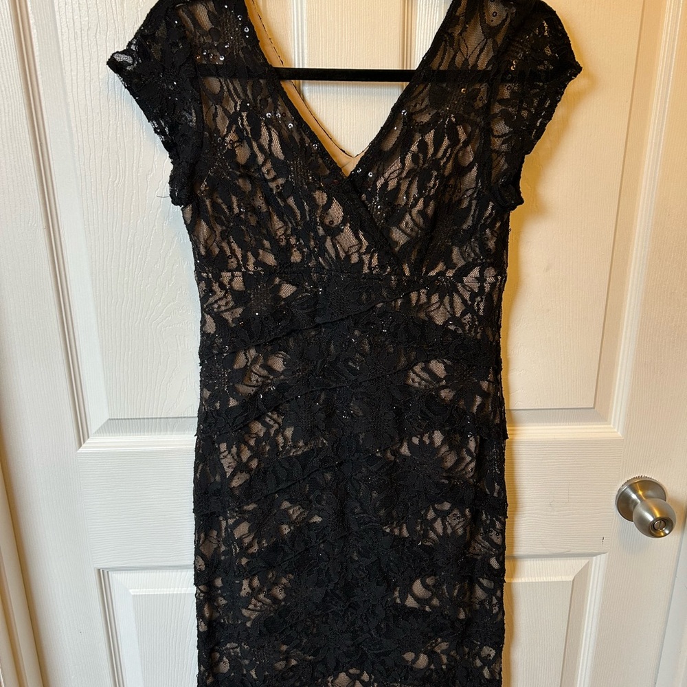 Scarlett Black Lace Midi Dress with V-Neck